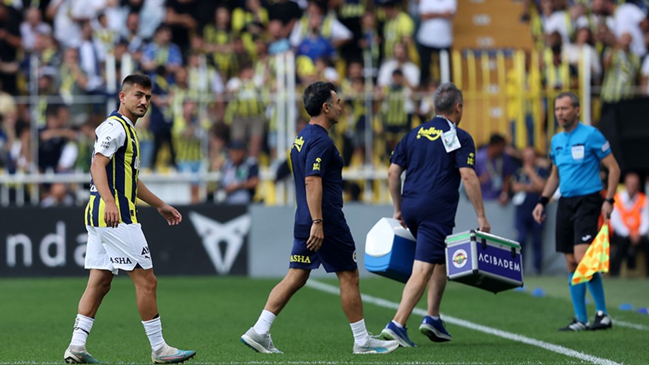 Fenerbahçe'ye Cengiz Ünder'den kötü haber geldi