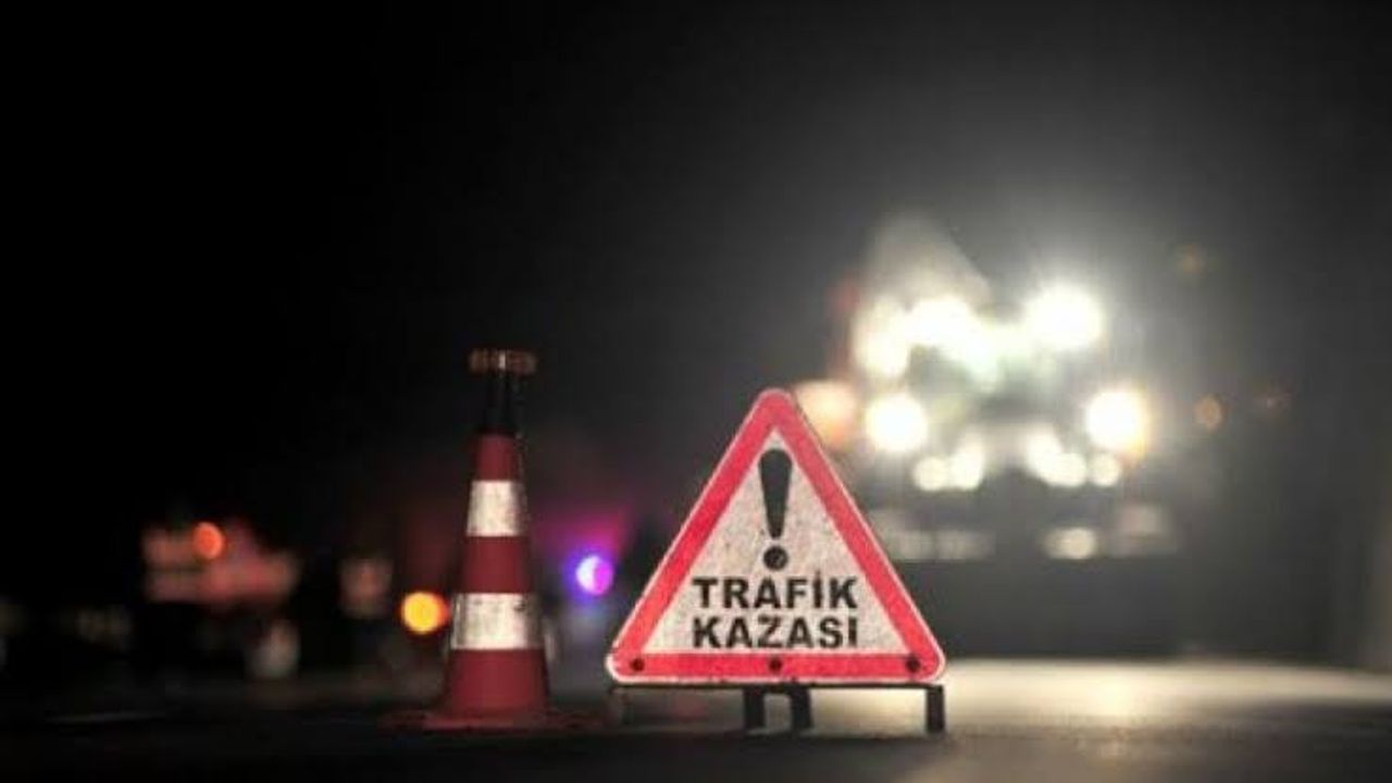 Trafik ışıklarında feci kaza: 3’ü ağır 6 yaralı