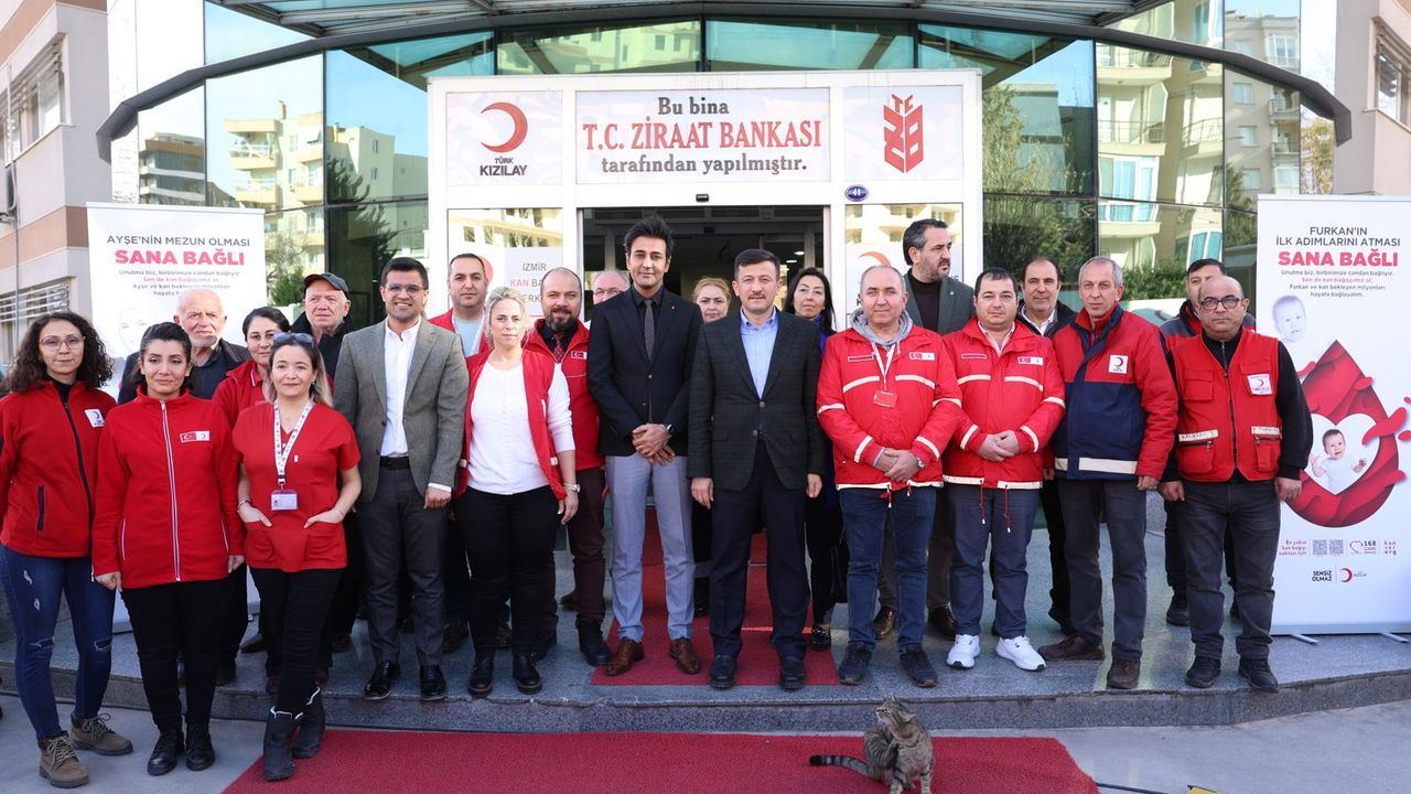 AK Parti İzmir Büyükşehir Belediye Başkan adayı Hamza Dağ, Bayraklı'da sivil toplum kuruluşu temsilcileriyle buluştu