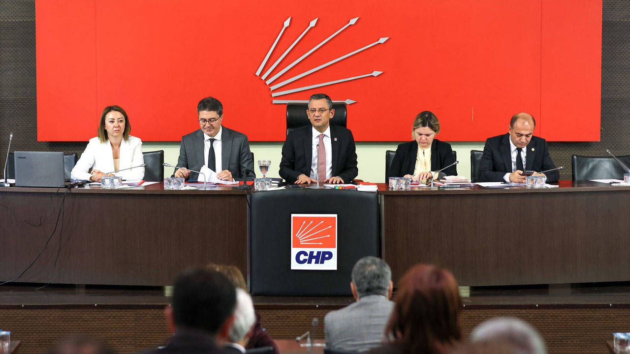CHP'de aday belirleme mesaisi… İzmir’de nasıl bir yol izlenecek?