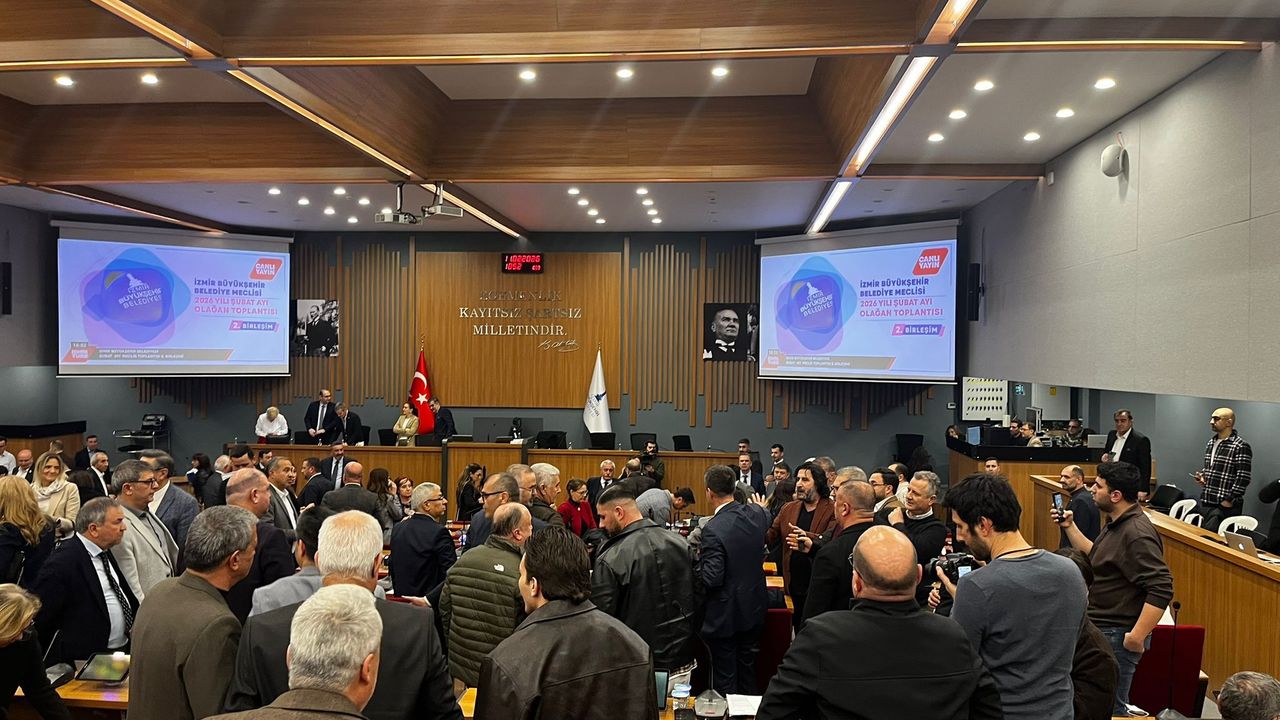 Büyükşehir meclisinde “hırsızlık” kavgası! İki grup arasında “Akın Gürlek”  tartışması
