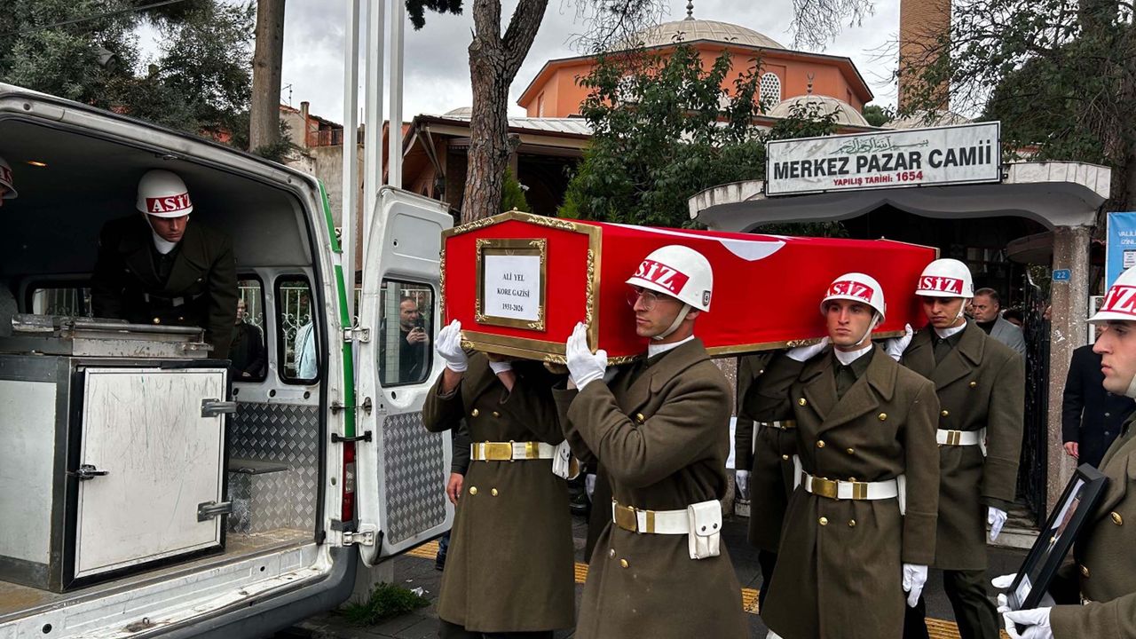 Manisa Turgutlu’da Kore gazisi Ali Yel, askeri törenle toprağa verildi