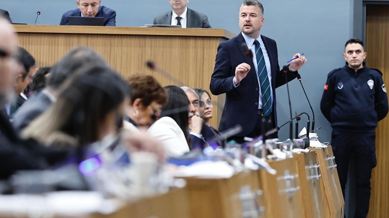 Buca'da kentsel dönüşüm başlıyor: 18 mahalleyi kapsayan plan meclisten geçti