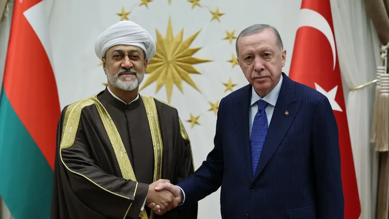 Erdoğan ile Umman Sultanı arasında kritik görüşme!