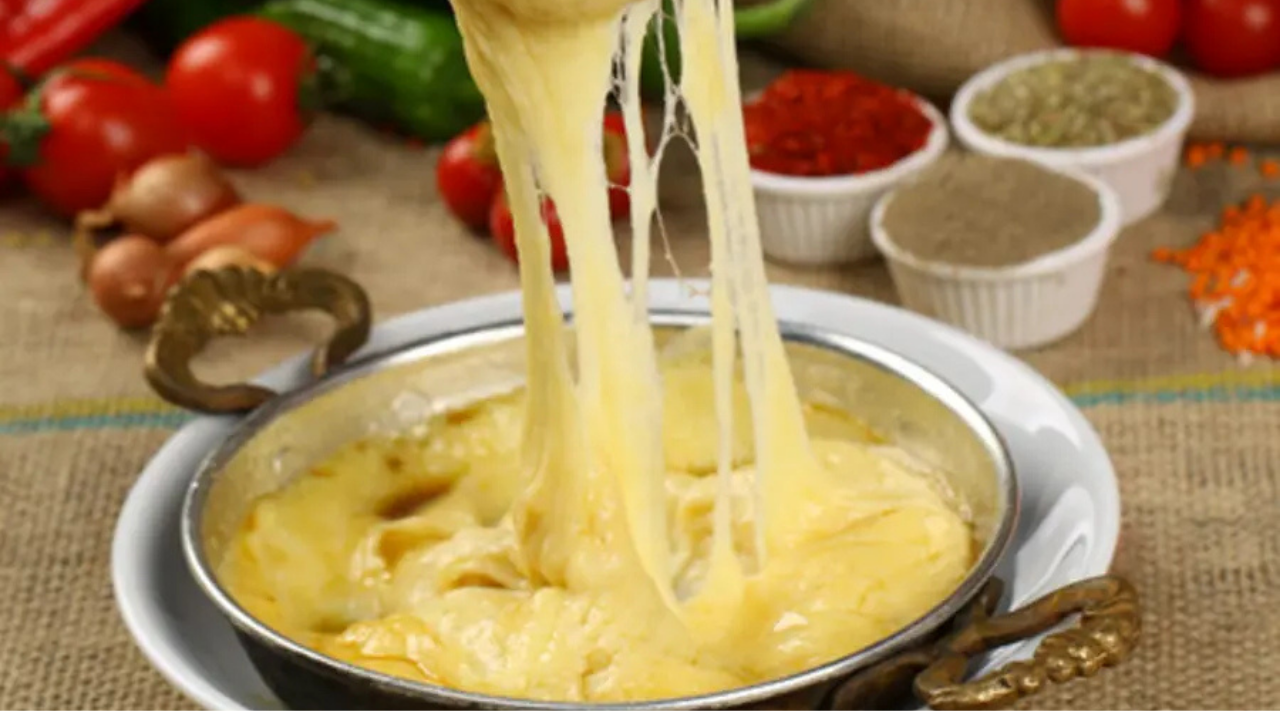 İster mıhlama ister kuymak! Herkes yapılışı çok zor sanıyor ama yapımı oldukça kolay