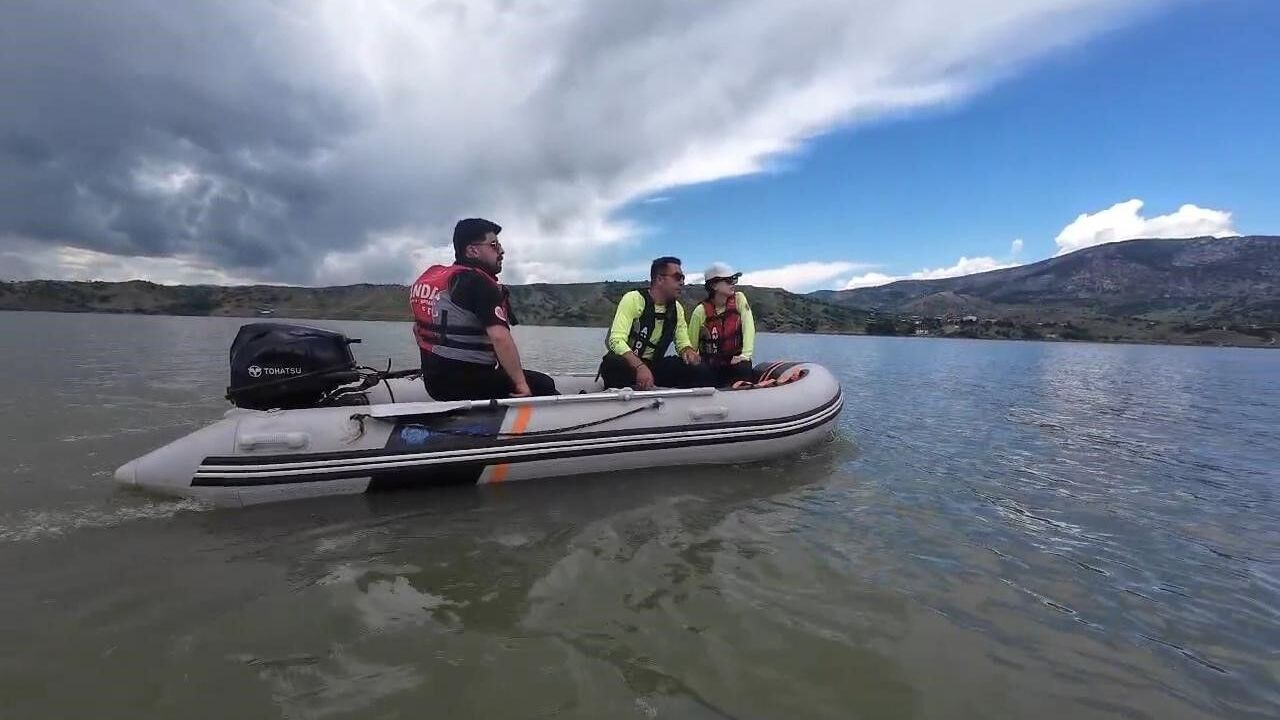Köprüden geçerken akıntıya kapıldı: 6 gündür arama çalışmaları sürüyor