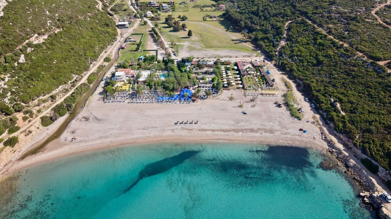 Kurban Bayramı öncesi Urla’da yoğun mesai: Sahillerden camilere hazırlıklar tamamlandı