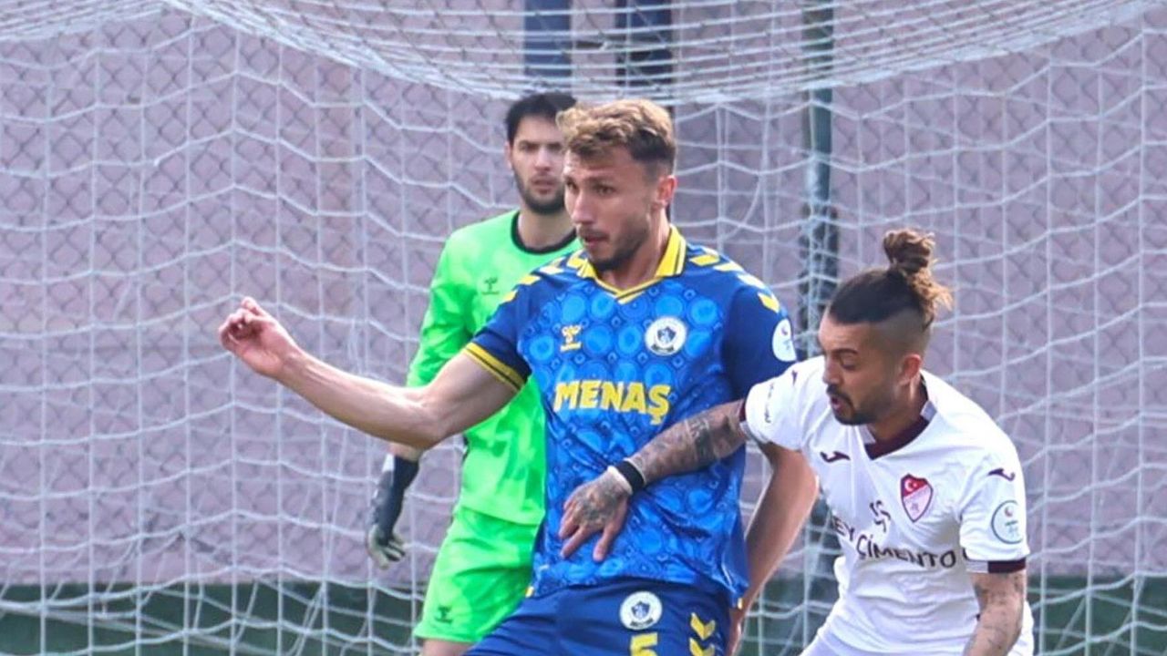 Menemen FK'da ayrılık sonrası ilk imza