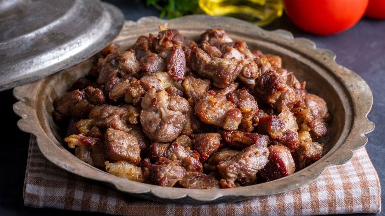Uzmanı açıkladı: Bayramda en sık yapılan beslenme hataları neler?