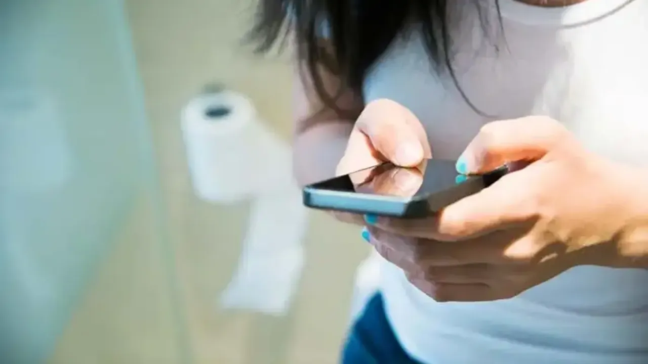Sürekli telefon titreşimi hissediyorsanız yalnız değilsiniz! Uzmanlar yeni sendromu açıkladı
