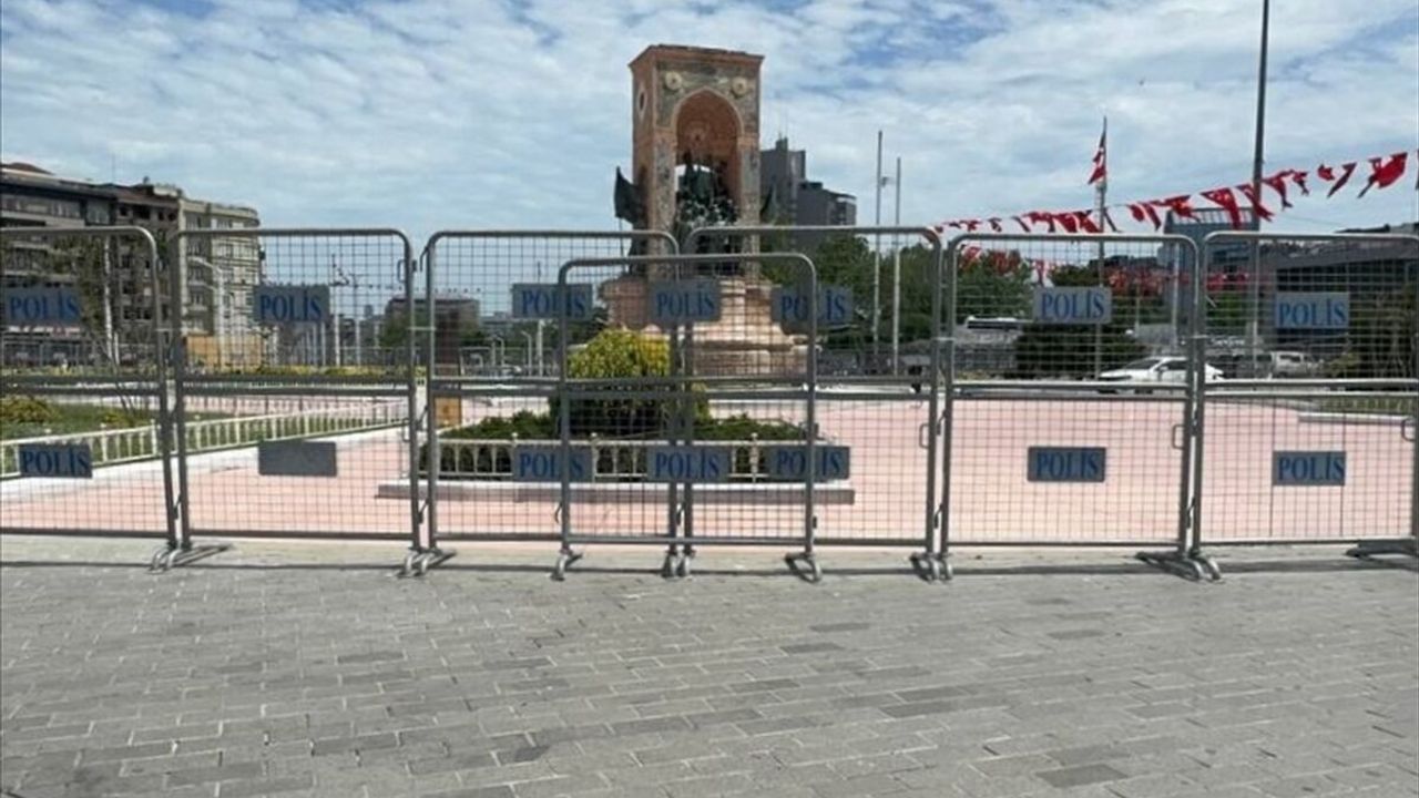 Valilik duyurdu! İki ilçede bazı yollar trafiğe kapatıldı: İşte etkilenen güzergahlar