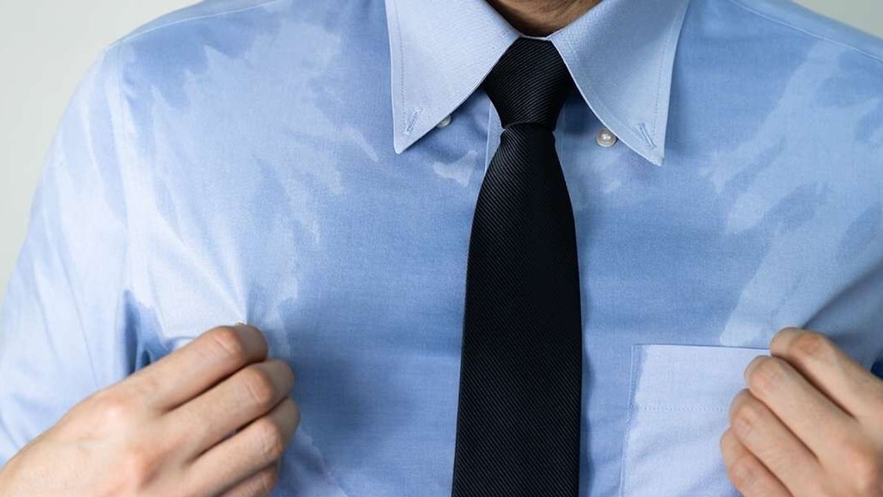 Aşırı terleme ne zaman hastalık sayılır? Hiperhidr