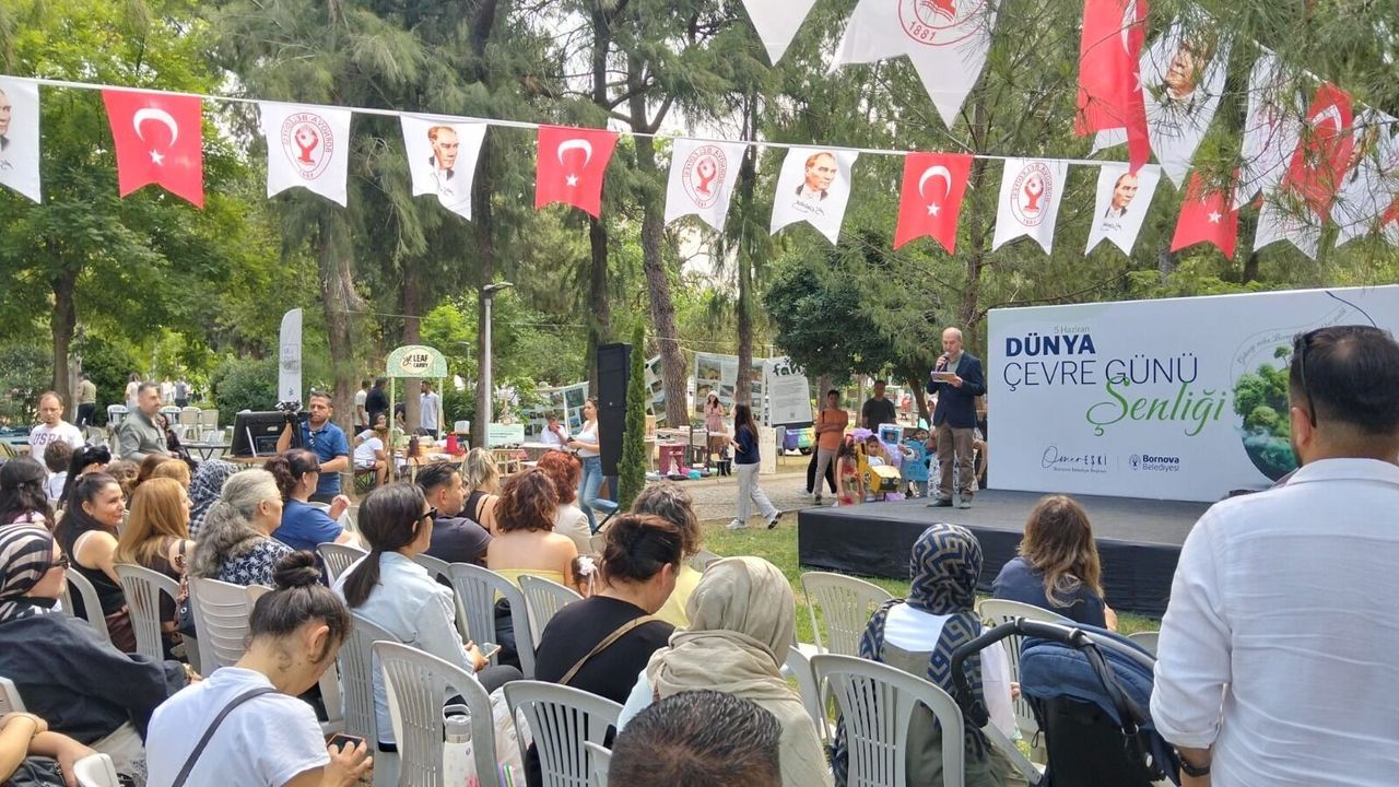 Çevre bilinci sahneye taşındı! “Çevre demişken…” izleyiciden