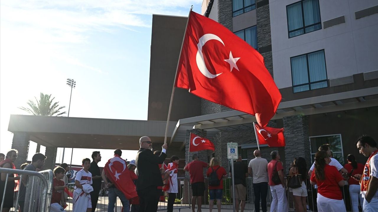 Dünya Kupası öncesi ilk durak! Özel uçakla Arizona’ya gelen 
