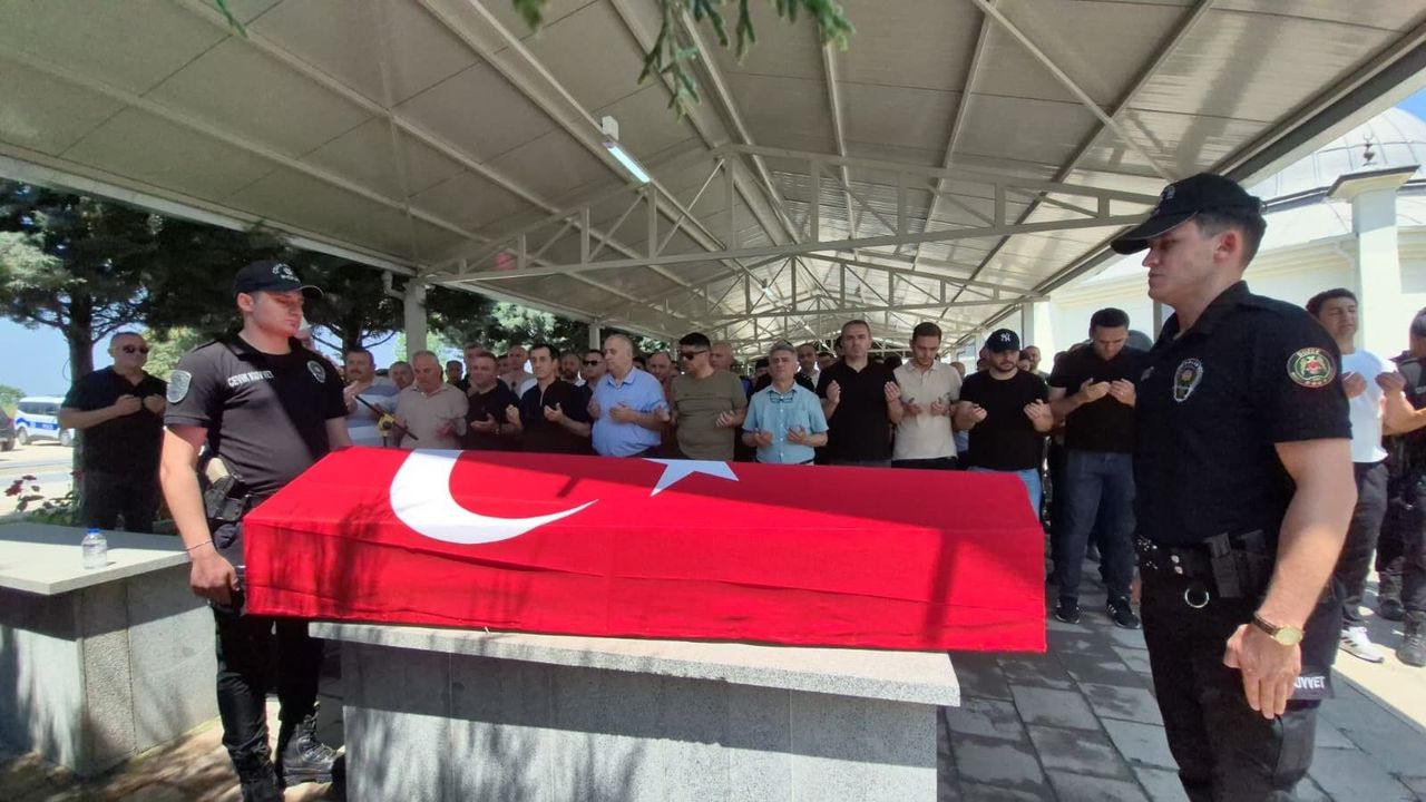 Genç polis evinde ölü bulundu: 3 gündür grip olduğu öğrenild