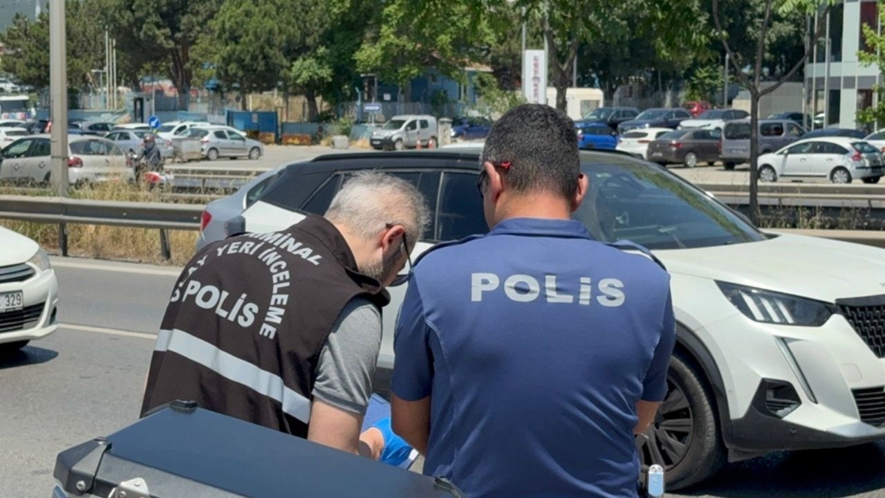 İki motosiklet çarpıştı: 2 kişi hayatını kaybetti, 1 kişi ya