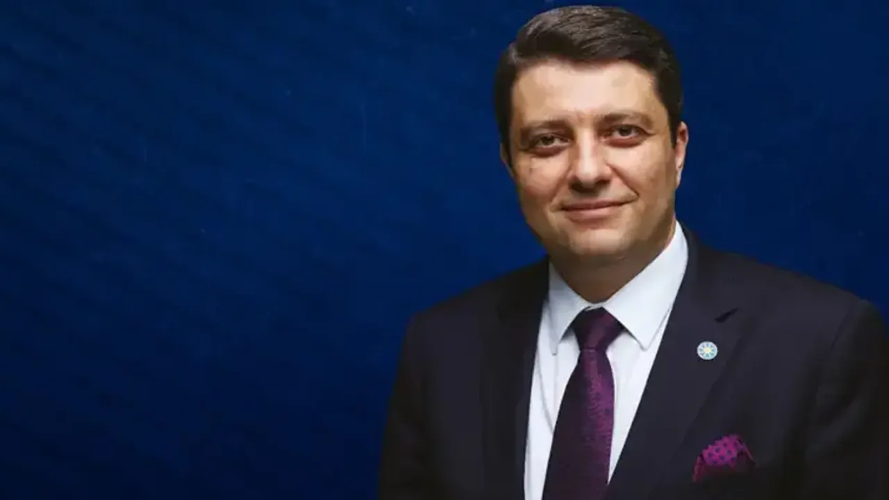 İYİ Parti'den istifa eden milletvekili AK Parti'ye