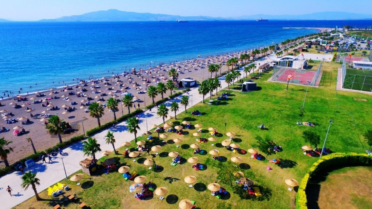 İzmir'e sadece 1 saat uzaklıkta! Ücretsiz, kum ve 