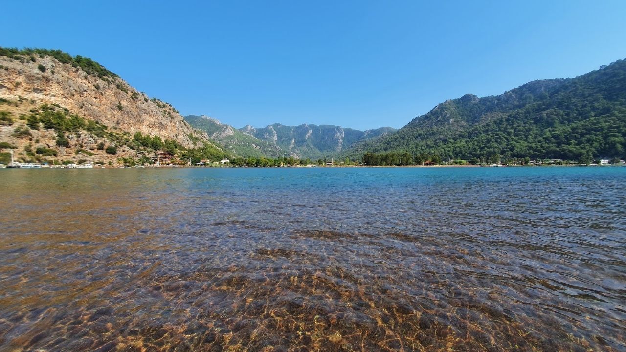 Efsaneleriyle ünlü deniz, kum ve sessizliğin buluştuğu gizli