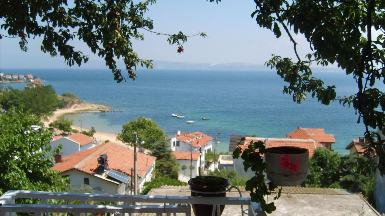 Bu köyde evi olan yaşadı! Balıkesir’in tertemiz, M