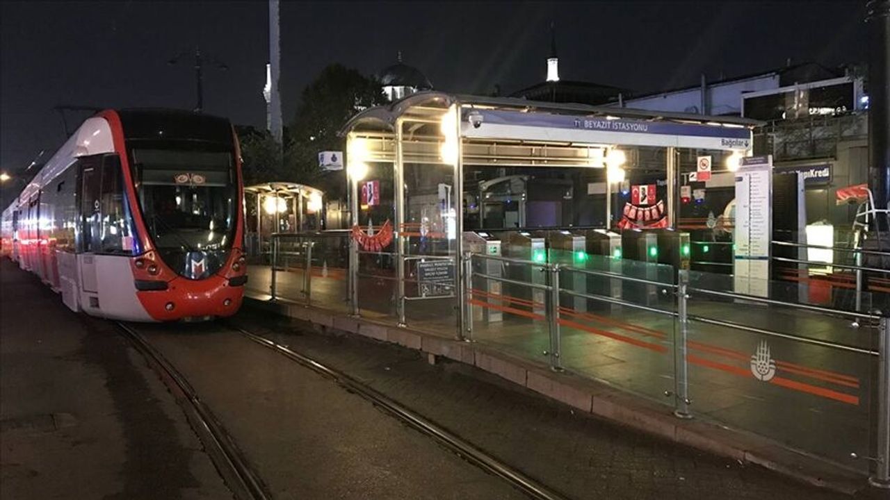 Fatih’te tramvay faciası: 6 yaşındaki çocuk hayatını kaybett