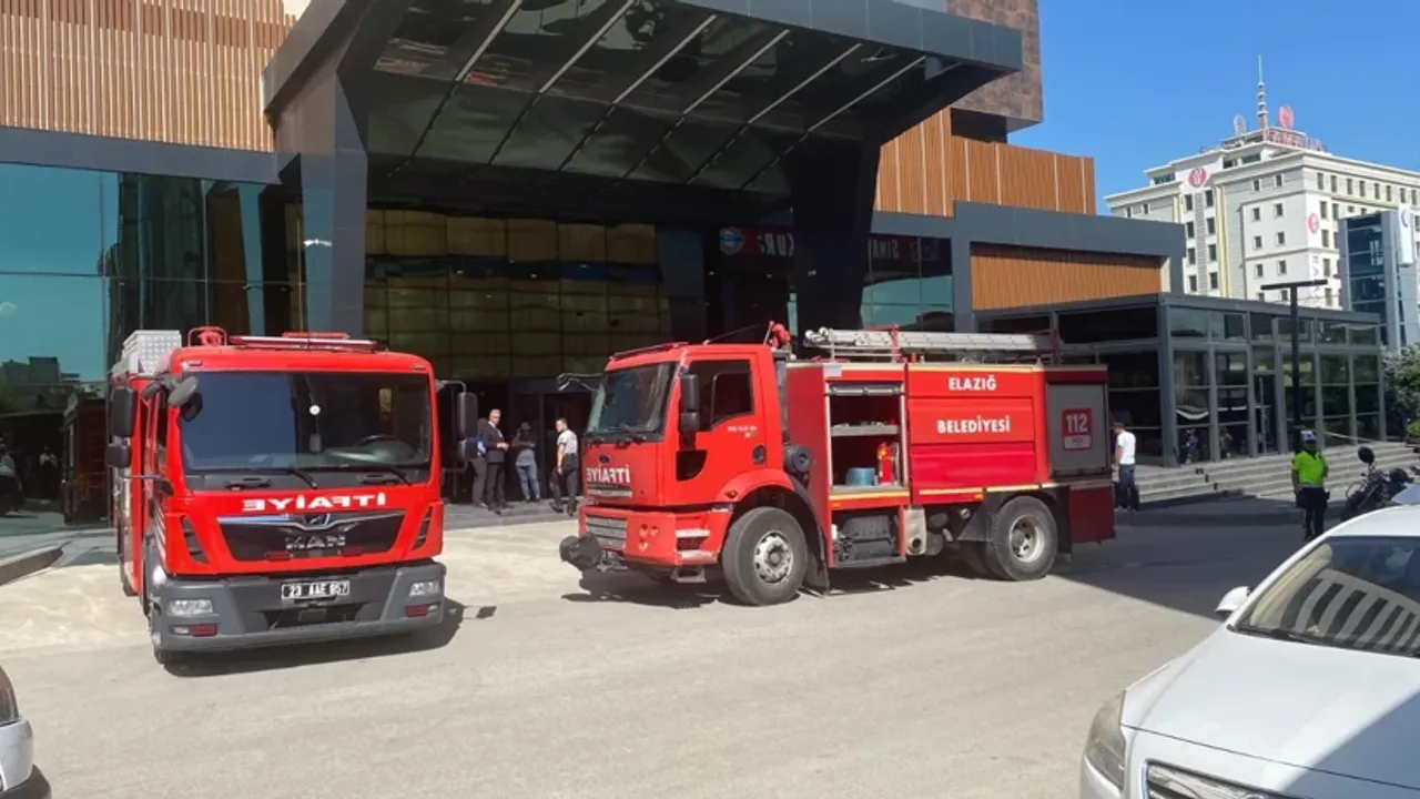Otelde yangın paniği: Etkilenenlere müdahale edildi
