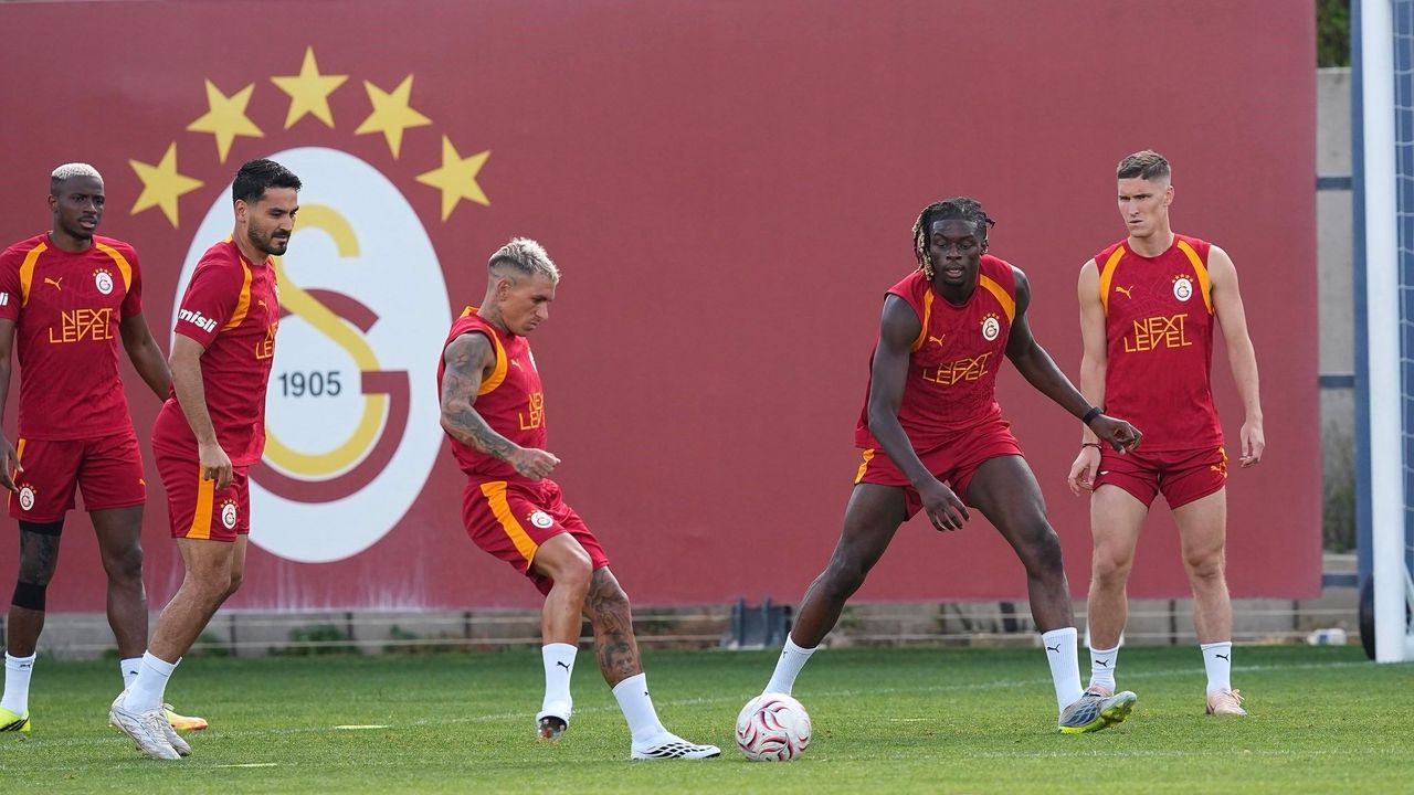 Galatasaray'ın 35 kişilik Avusturya kamp kadrosu belli oldu! İşte tam liste