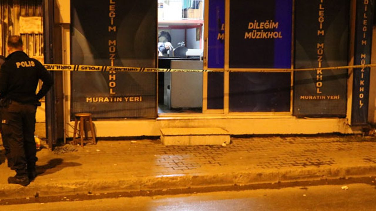 İzmir'de 'müzikhol' cinayeti!