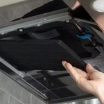 Mutfakta büyük tehlike! Davlumbaz altı neden sararır? İşte nedeni ve adım adım temizleme yöntemi