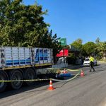 Tire’de feci kaza! Park halindeki tıra çarptı, hayatını kaybetti