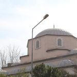 İzmir'de en işlek caddelerinin birinde yer alıyor, her gün önünden geçiliyor: Basmane'de yüzyıllardır ayakta!