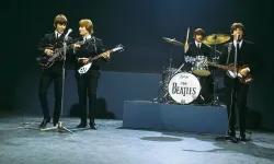 Beatles’ın hiç yayınlanmamış şarkıları ve röportajları açık artırmada