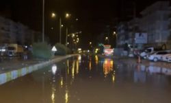 Milas çevre yolu yağış sonrası göle döndü