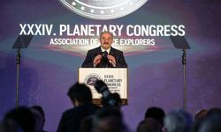 Uzay Kaşifleri Derneğinin düzenlediği "Gezegen Kongresi" başladı