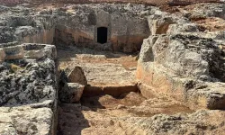 Adıyaman'daki kazı çalışmalarında oda mezar bulundu