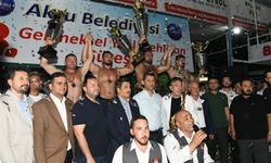 Antalya Aksu’da başpehlivan Mehmet Yeşil Yeşil oldu