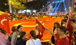 Bağdat Caddesi’nde ‘Büyük Cumhuriyet Yürüyüşü’