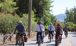 Başkan Oktay 200 sporcuyla birlikte pedal çevirdi