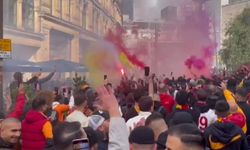 Galatasaraylı taraftarlar, Manchester maçı öncesi toplandı