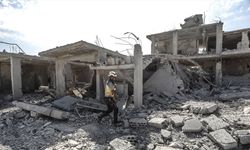 İdlib'e düzenlenen hava saldırısında 1 çocuk öldü, 4 sivil yaralandı