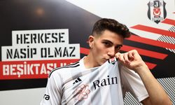 Beşiktaş genç yıldızı ile sözleşme imzaladı