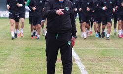 Denizlispor'un yeni hocası Özcan Bizati takımına güveniyor