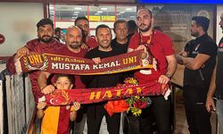 Galatasaray kafilesi Adana'ya geldi