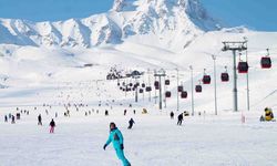 Kayseri'nin beyaz örtüsü altında Erciyes Kayak Merkezi