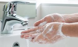 Sağlıklı görünürken tehlike altında: antibakteriyel ve parfümlü sabunlardaki bilinmeyen riskler