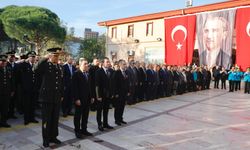 Ulu Önder Atatürk, İzmir’in ilçelerinde törenlerle anıldı