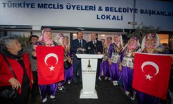 Başkan Soyer’e meclis üyeleri birliği ve sivil toplumdan destek