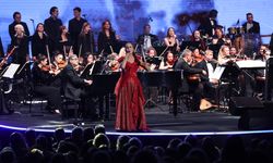Antalyalılar 23. Uluslararası Piyano Festivali’nde Candan Erçetin konseriyle coştu