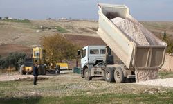 Haliliye’de merkez ve kırsal mahallelerde yol çalışması