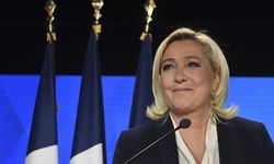 Fransa'da Le Pen yeniden cumhurbaşkanı adayı olacak